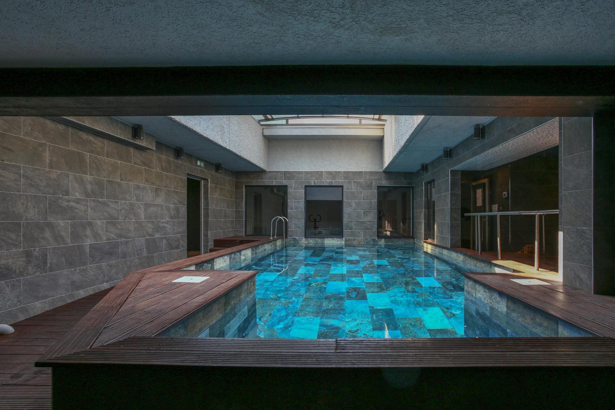 Hotel Brise de Mer - Piscine intérieure&extérieure Saint-Raphaël Exterior foto